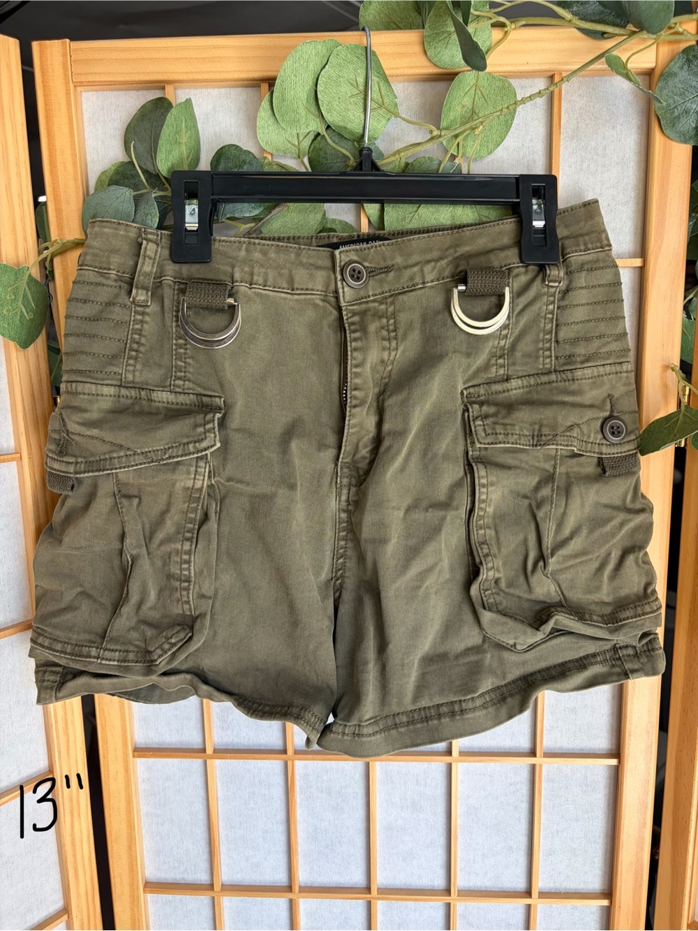 American Bazi Olive Green Cargo Shorts with D‑Ring Details